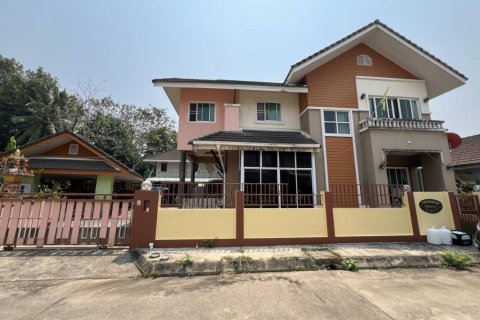 Maison à Chiang Rai, Thaïlande 5 chambres № 124476