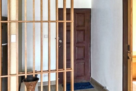 Condo in Bangkok, Thailand, 2 bedrooms  № 124481 - photo 5