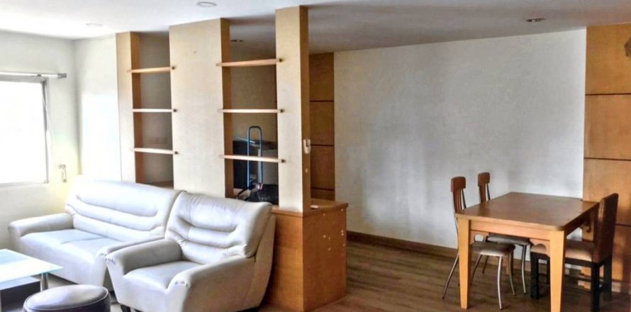 Condo in Bangkok, Thailand, 2 bedrooms  № 124481