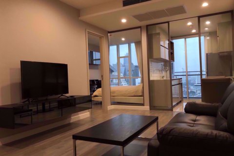 Condominio de 1 dormitorio en Bang Rak, Bangkok, Tailandia № 77050 - foto 3