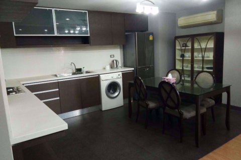 Condominio de 3 dormitorios en Watthana, Bangkok, Tailandia № 77049 - foto 3