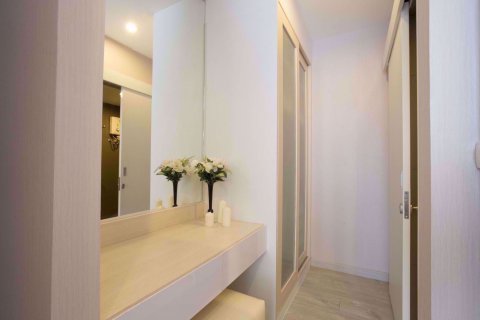 Condominio de 1 dormitorio en Watthana, Bangkok, Tailandia № 77051 - foto 6