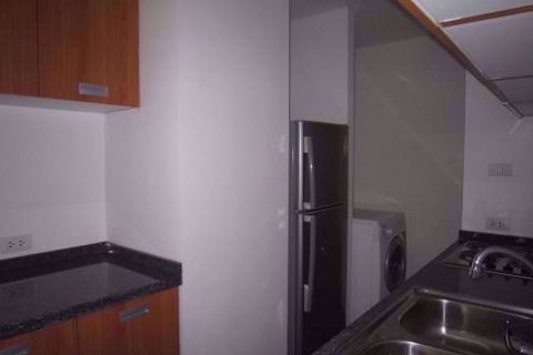 Condo à Khlong San, Bangkok, Thaïlande, 2 chambres № 77048 - photo 3