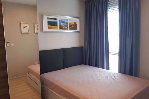 Condominio de 1 dormitorio en Huai Khwang, Bangkok, Tailandia № 77052 - foto 4