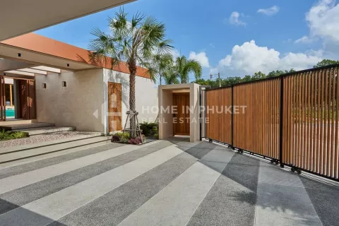 Casa de 4 dormitorios en Phuket, Tailandia № 131587 - foto 30
