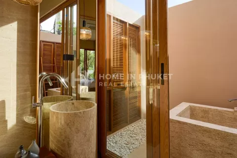 Casa de 4 dormitorios en Phuket, Tailandia № 131587 - foto 23
