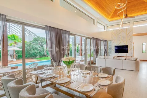 Haus in Phuket, Thailand 4 Schlafzimmer № 131584 - Foto 3