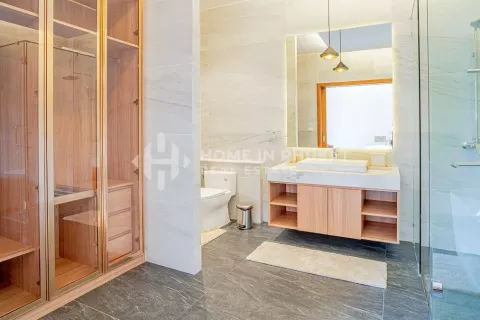Haus in Phuket, Thailand 4 Schlafzimmer № 131584 - Foto 16
