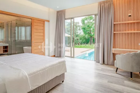 Haus in Phuket, Thailand 4 Schlafzimmer № 131584 - Foto 8