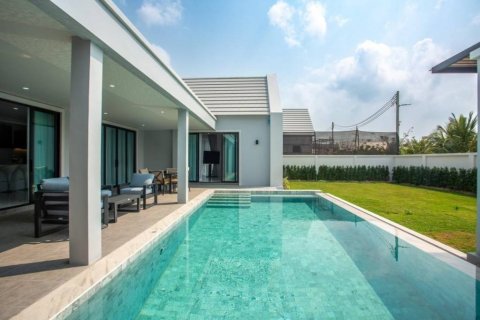Chalet de 4 dormitorios en Hua Hin, Tailandia № 119821 - foto 3