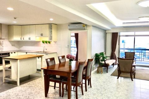 Condominio de 3 dormitorios en Bangkok, Tailandia № 119822
