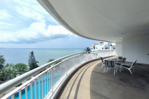 Condominio de 3 dormitorios en Pattaya, Tailandia № 111952 - foto 4