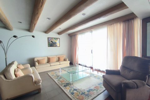 Condominio de 3 dormitorios en Pattaya, Tailandia № 111952 - foto 11