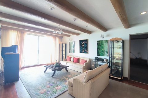 Condominio de 3 dormitorios en Pattaya, Tailandia № 111952 - foto 10