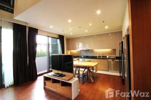 Condominio de 2 dormitorios en Khlong Toei, Bangkok, Tailandia № 123994 - foto 3