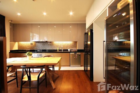 Condominio de 2 dormitorios en Khlong Toei, Bangkok, Tailandia № 123994 - foto 11