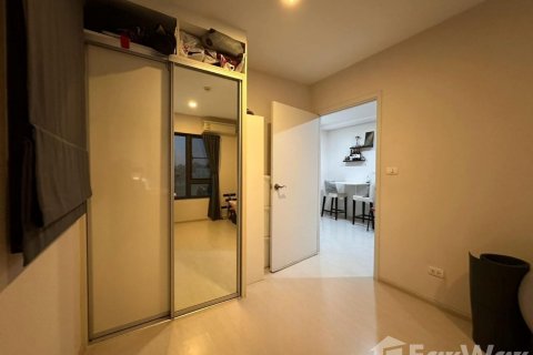 Condo à Yan Nawa, Bangkok, Thaïlande, 2 chambres № 123993 - photo 11