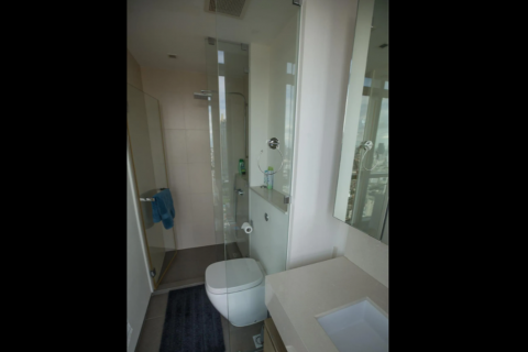 Condominio de 4 dormitorios en Khlong San, Bangkok, Tailandia № 123950 - foto 28