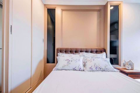 Condominio de 1 dormitorio en Bang Rak, Bangkok, Tailandia № 76355 - foto 7