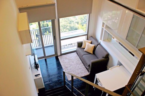 Duplex in Khlong Toei, Bangkok, Thailand 1 bedroom № 76351