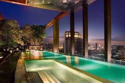 Condominio de 2 dormitorios en Chatuchak, Bangkok, Tailandia № 76354 - foto 8