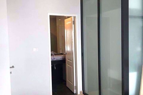 Condominio de 1 dormitorio en Sathon, Bangkok, Tailandia № 76353 - foto 7
