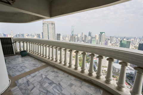 Condominio de 2 dormitorios en Bang Rak, Bangkok, Tailandia № 80827 - foto 16