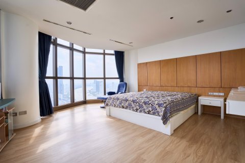 Condominio de 2 dormitorios en Bang Rak, Bangkok, Tailandia № 80827 - foto 5