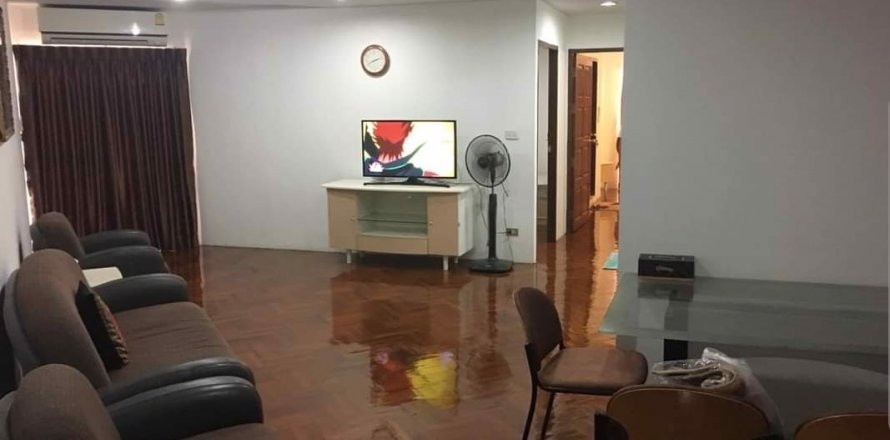 Condominio de 2 dormitorios en Ratchathewi, Bangkok, Tailandia № 80831