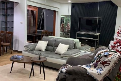 Condominio de 2 dormitorios en Watthana, Bangkok, Tailandia № 80830 - foto 2