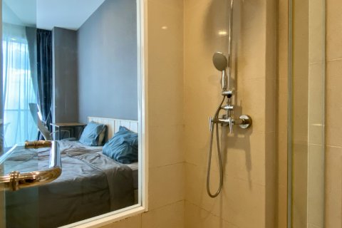 Apartamento de 383 dormitorios en Pattaya, Tailandia № 130392 - foto 5