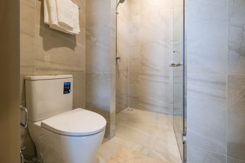 Apartamento de 382 dormitorios en Pattaya, Tailandia № 130388 - foto 6