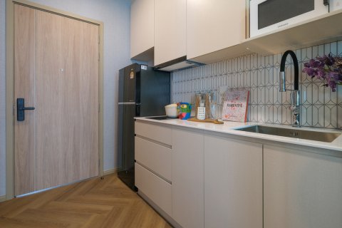 Apartamento de 382 dormitorios en Pattaya, Tailandia № 130388 - foto 7