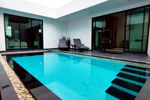 Casa de 3 dormitorios en Pattaya, Tailandia № 81817 - foto 15