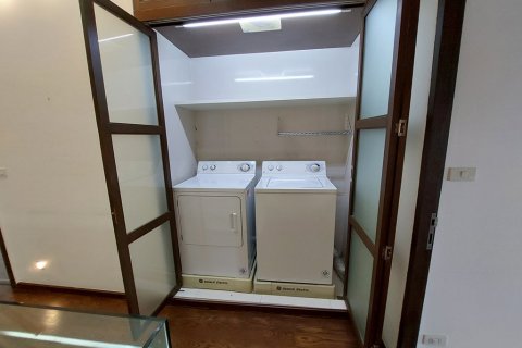 Condominio de 3 dormitorios en Bangkok, Tailandia № 107912 - foto 11