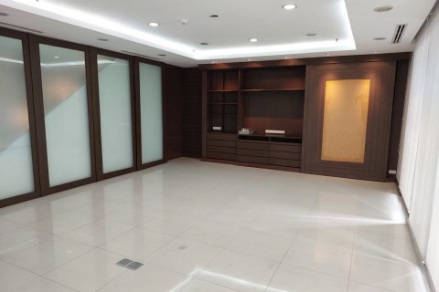 Condominio de 3 dormitorios en Bangkok, Tailandia № 107912 - foto 4
