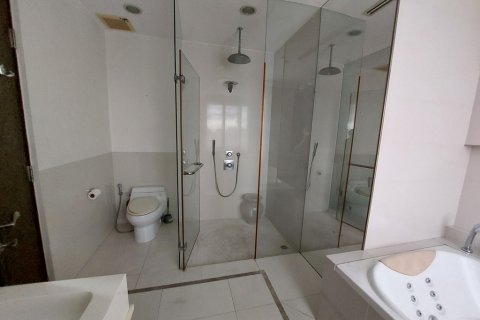 Condominio de 3 dormitorios en Bangkok, Tailandia № 107912 - foto 21