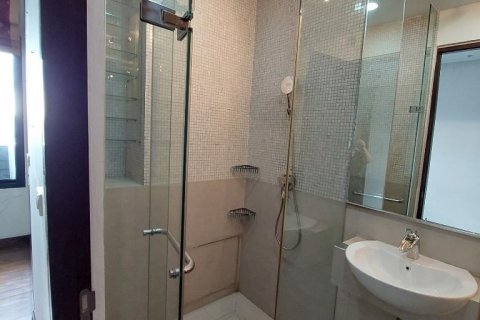 Condominio de 3 dormitorios en Bangkok, Tailandia № 107912 - foto 22