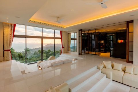 Casa de 5 dormitorios en Ko Samui, Tailandia № 107873 - foto 15