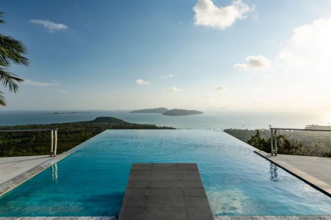 Casa de 5 dormitorios en Ko Samui, Tailandia № 107873 - foto 3