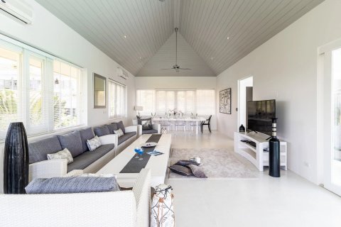 Casa de 5 dormitorios en Ko Samui, Tailandia № 107877 - foto 9