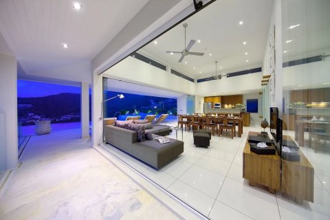 Casa de 5 dormitorios en Ko Samui, Tailandia № 107874 - foto 12