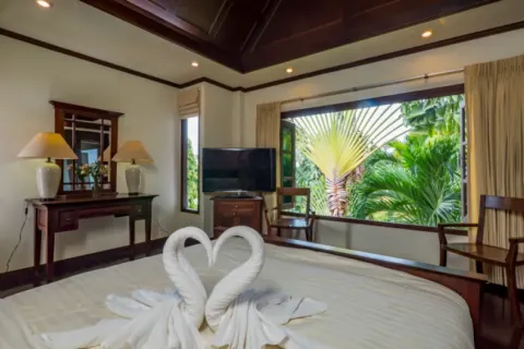 Chalet de 5 dormitorios en Ko Samui, Tailandia № 107590 - foto 17