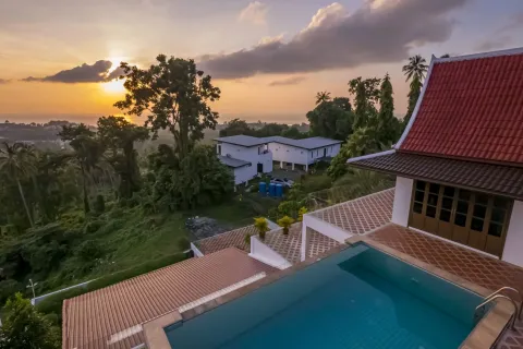Chalet de 5 dormitorios en Ko Samui, Tailandia № 107590 - foto 29