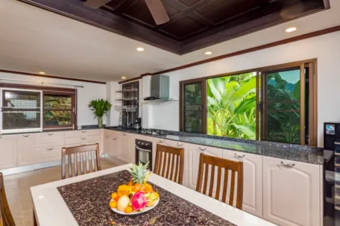 Chalet de 5 dormitorios en Ko Samui, Tailandia № 107590 - foto 12
