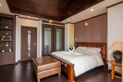 Chalet de 5 dormitorios en Ko Samui, Tailandia № 107590 - foto 21