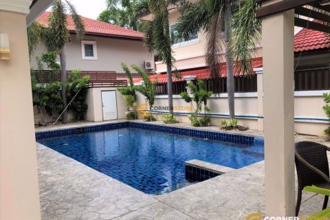 Studio in Chonburi, Thailand № 132196