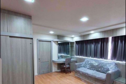 Condominio de 3 dormitorios en Khlong Toei, Bangkok, Tailandia № 76944 - foto 5