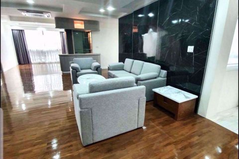 Eigentumswohnung in Khlong Toei, Bangkok, Thailand, 3 Schlafzimmer  № 76944