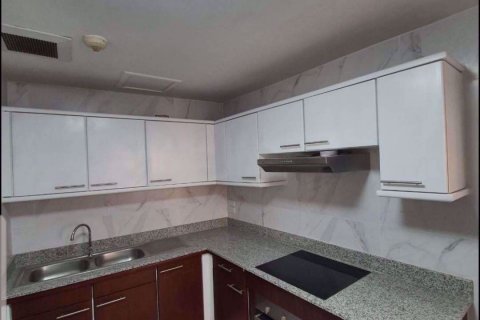 Condominio de 3 dormitorios en Khlong Toei, Bangkok, Tailandia № 76944 - foto 13